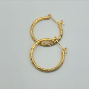 Vintage Gold textured hoop earrings